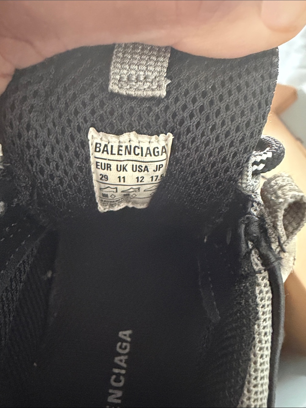 Balenciaga Chunky Triple-S Sneakers in White and Black - Picture 4 of 4